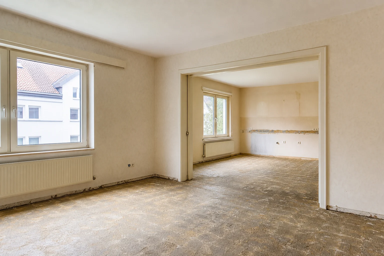 Wohnung vor Rückbau und Sanierung als Beispiel für Hausverwaltungen